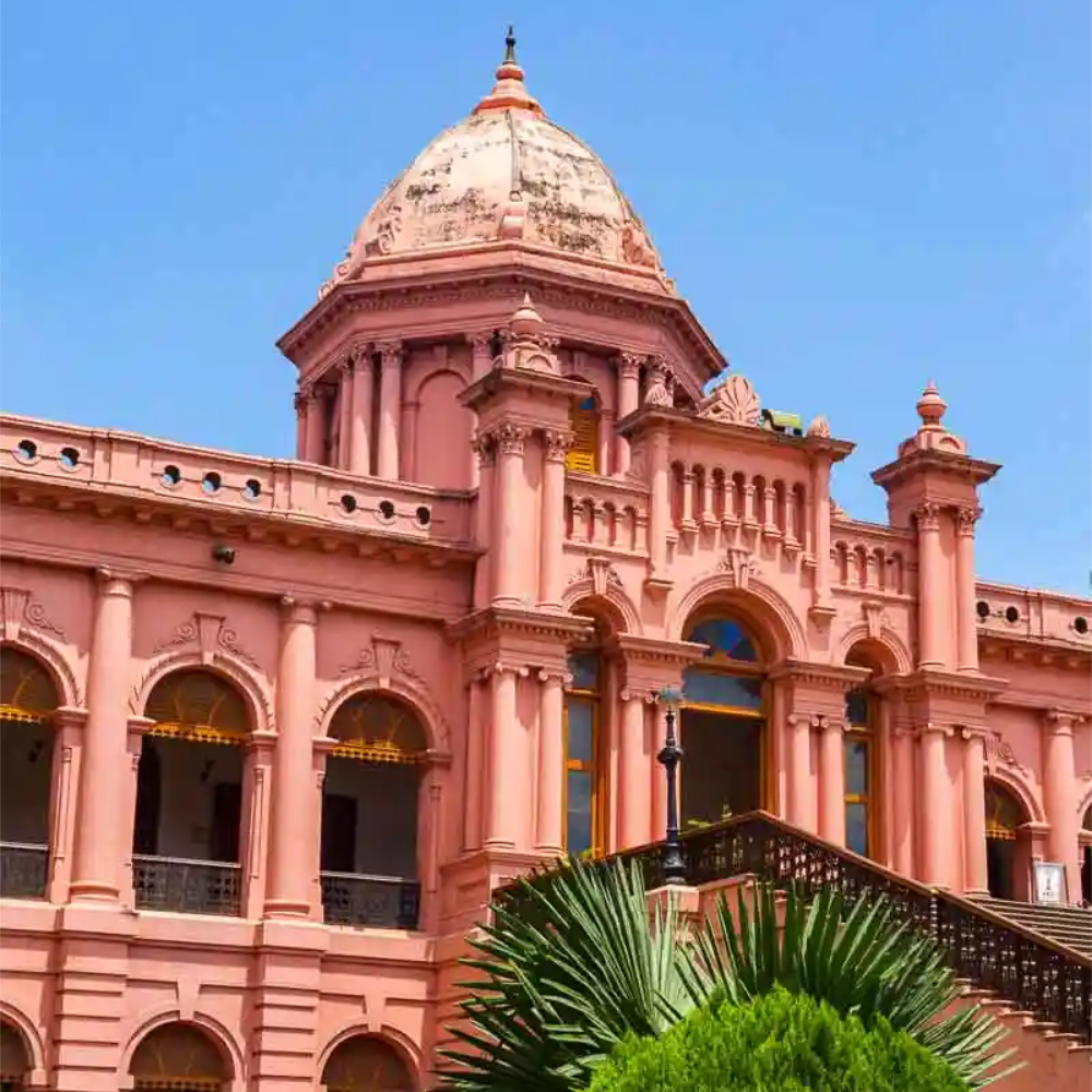 "دكا" قلب بنغلاديش النابض بالحياة